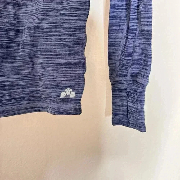 EMS Techwick Womens Size XS Half-Zip Top Fitted Pullover Blue Textured - Picture 2 of 7